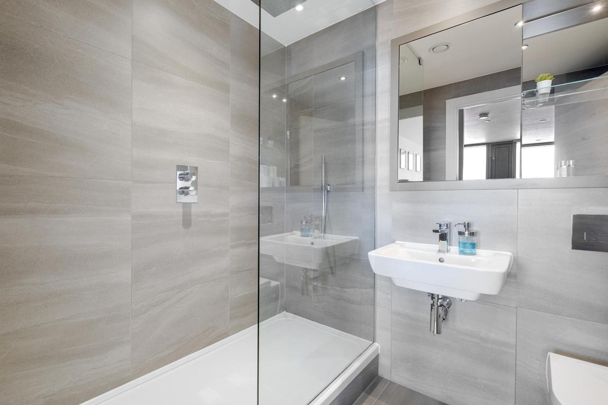 Mercian Luxury Serviced Apartments- Birmingham City Centre - Your Perfect Stay - Gym Rooftop Terrace Cinema Room Kültér fotó